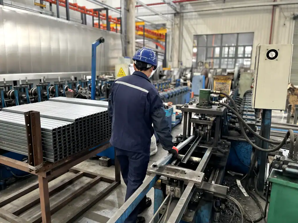 iWarehousing factory